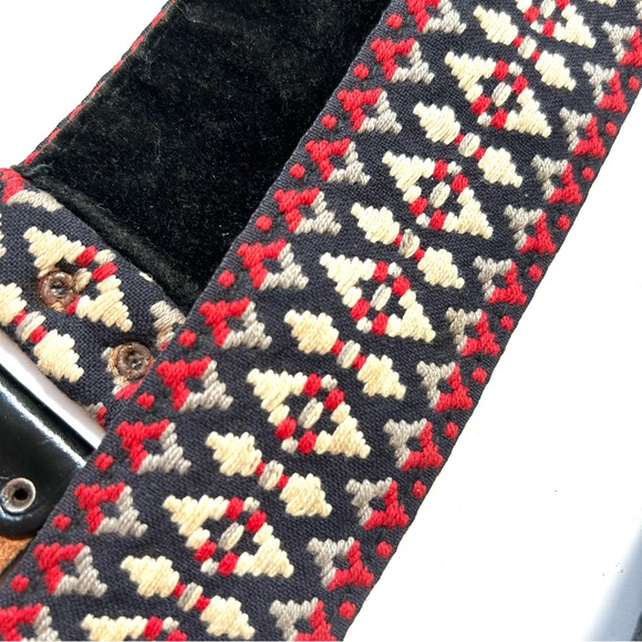 Set of Two Guitar Handbag Straps Gently Used - Picture 11 of 12